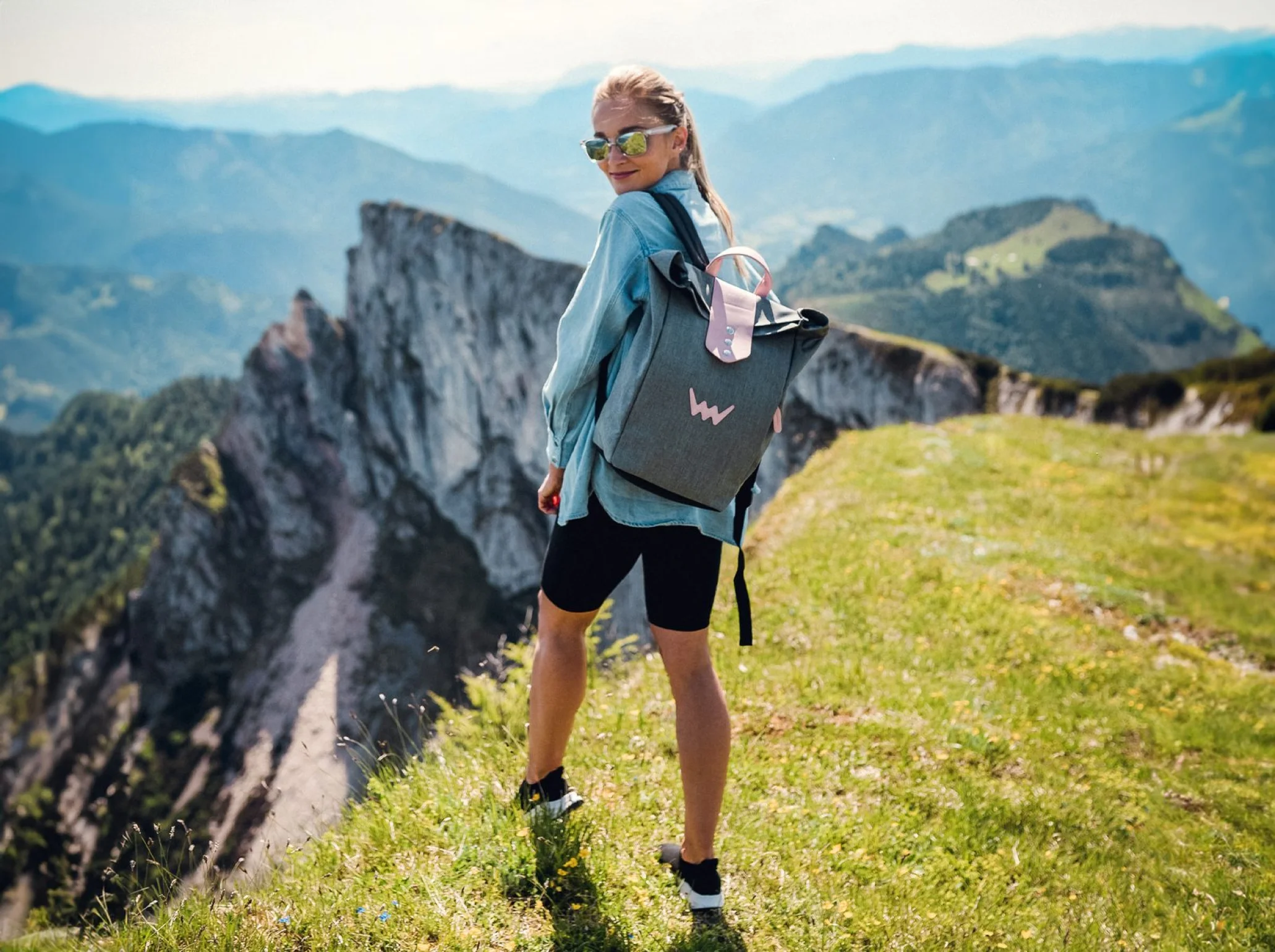 VUCH advises: How to choose a carry-on bag for the airplane
