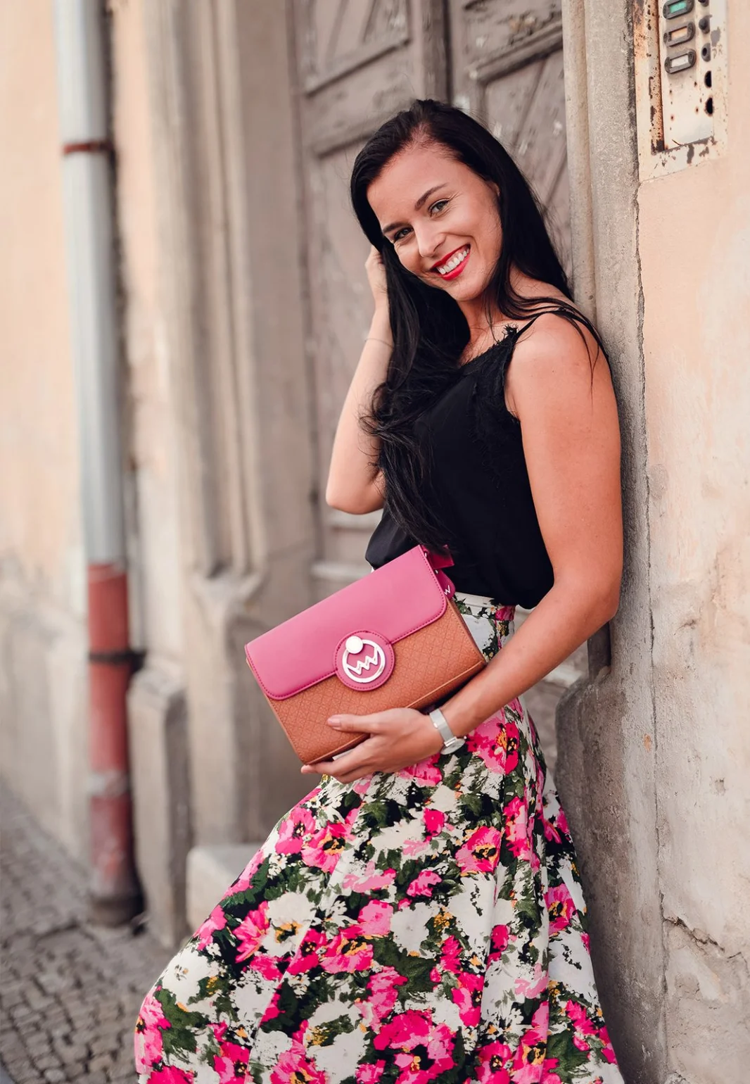 Choosing the perfect summer handbag