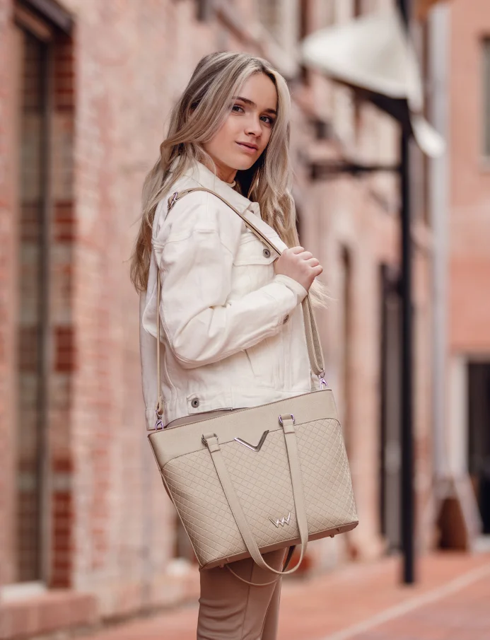 Neela Beige