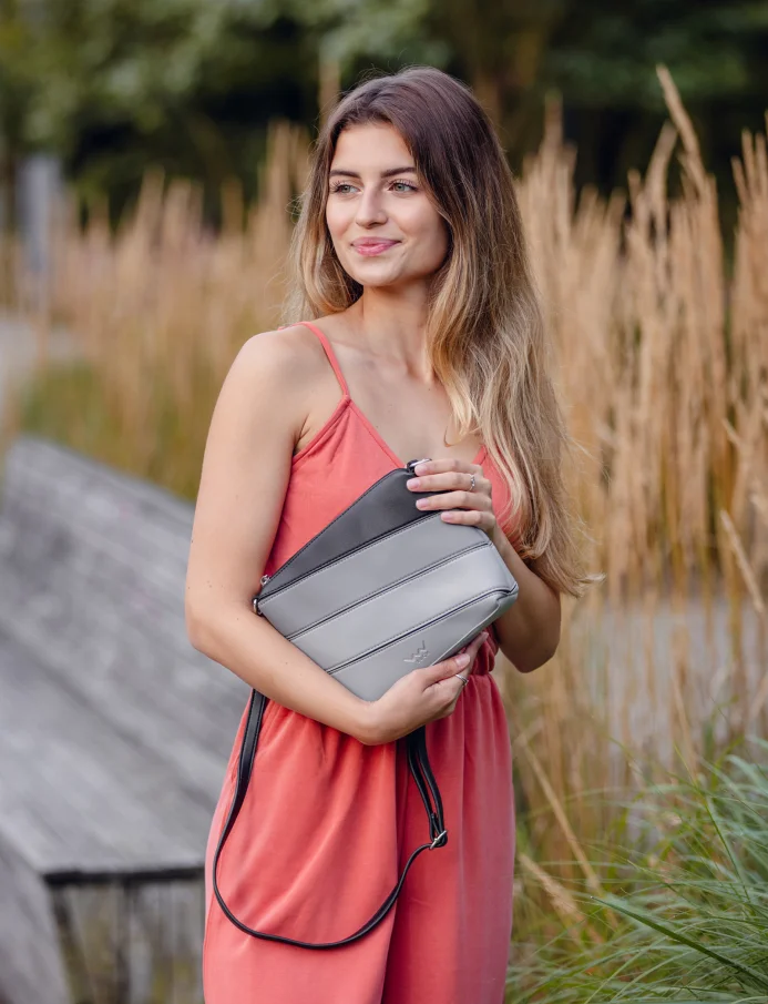 Coalie Striped Black