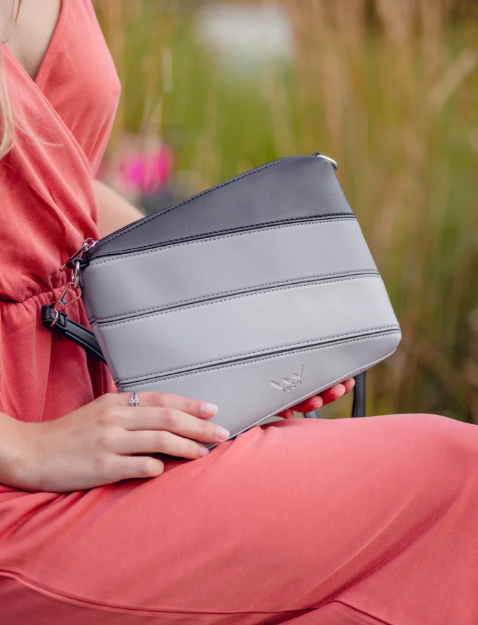 Coalie Striped Black