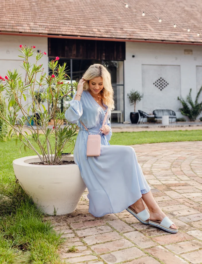 Rosia Light Pink