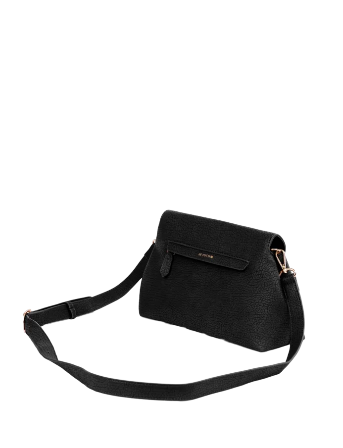 Leera Black