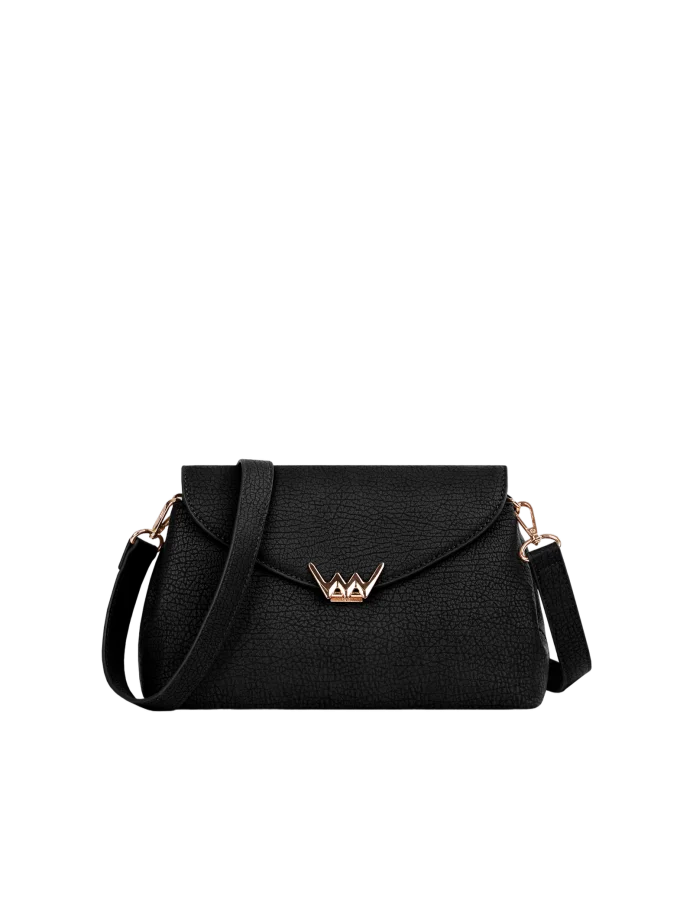 Leera Black