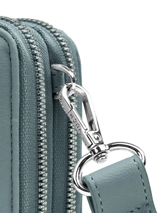 Akyra Dusty Green
