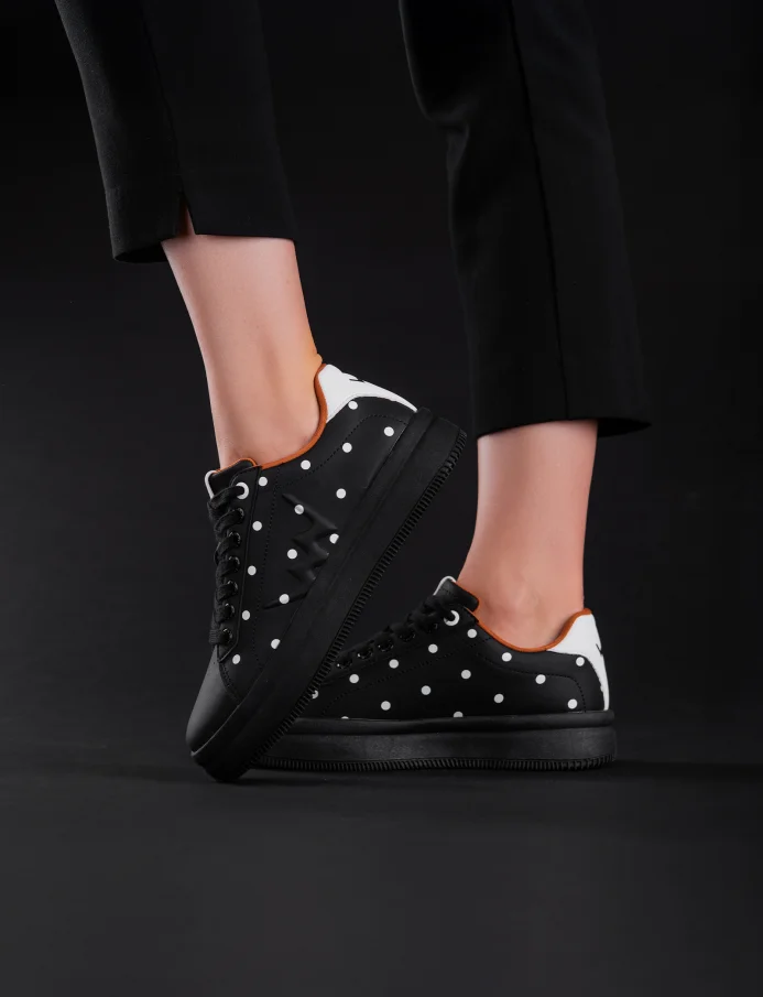 Lucky Dots Black - 39