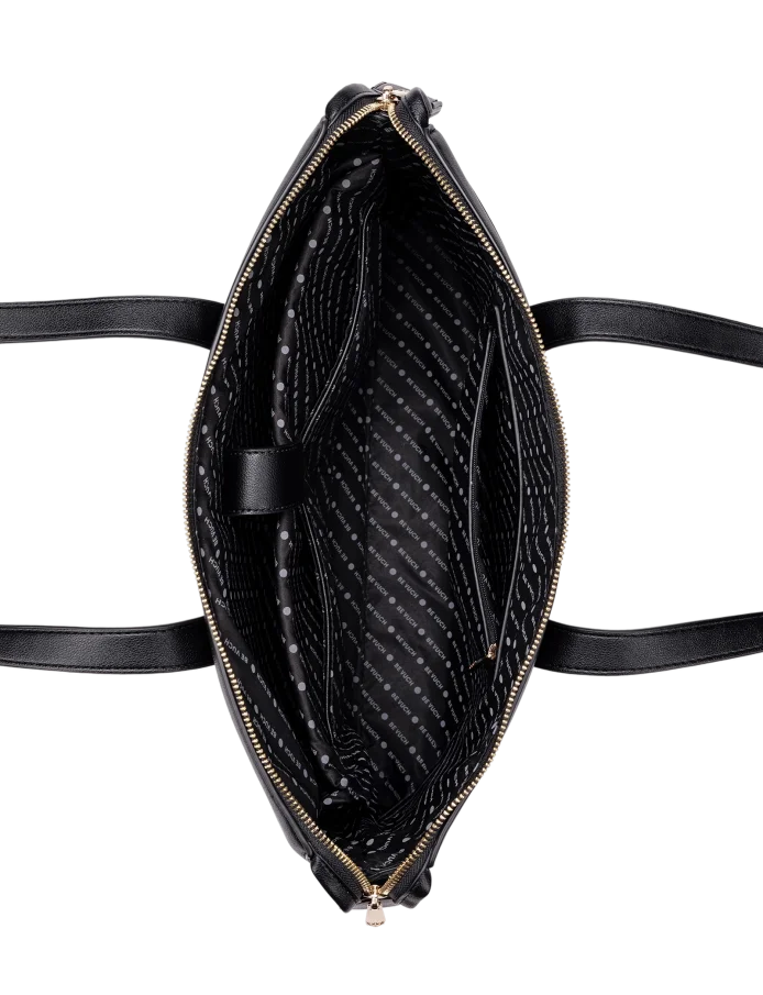 Nyara Black