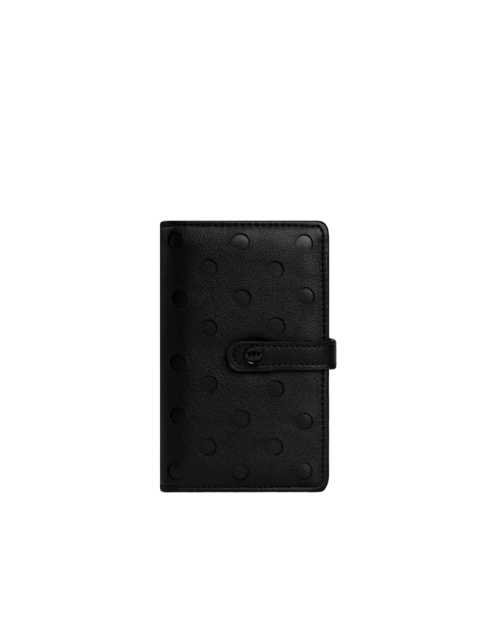 Linna Black