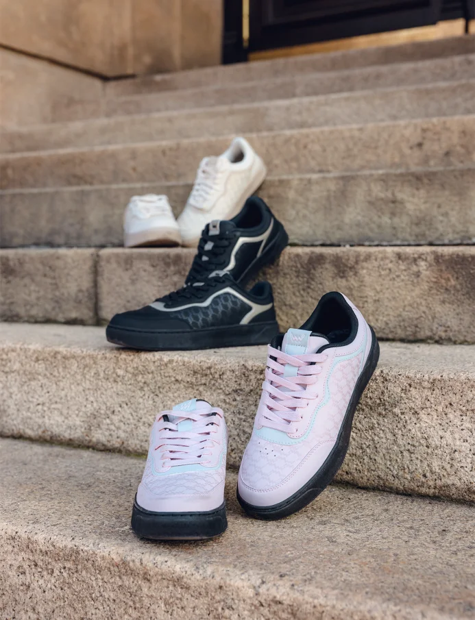 Aura Pink