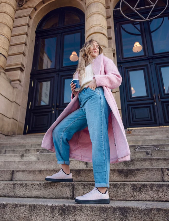 Aura Pink