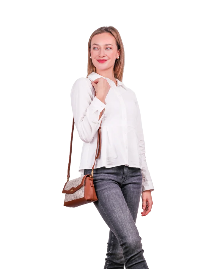 Leyra Riviera Brown
