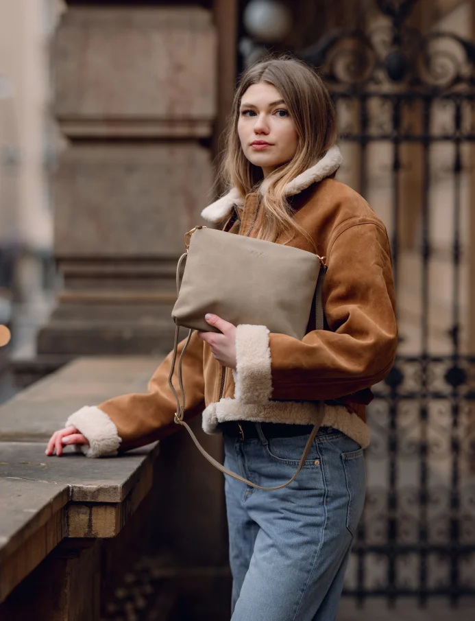 Coalie Suede Beige