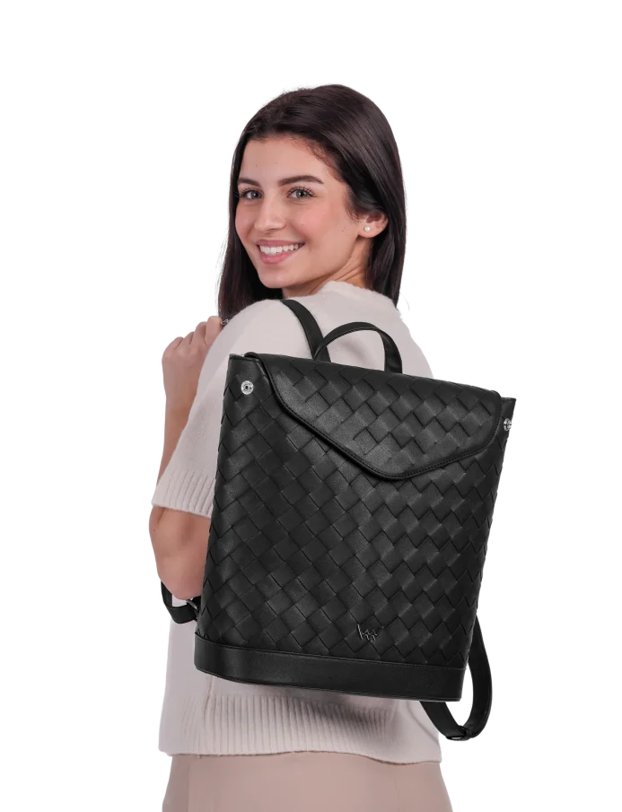 Joanna Intrecciato Black