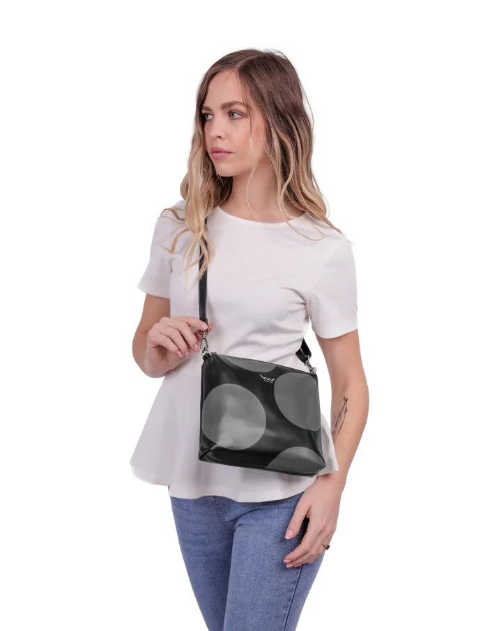 Coalie Big Dot Black