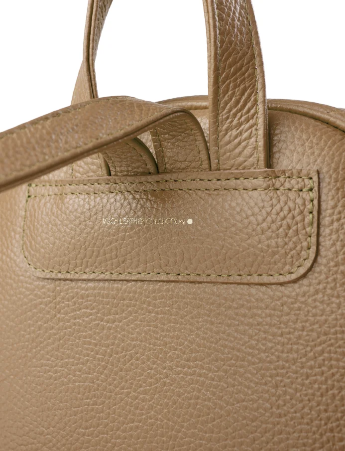 Delaney Grace Taupe