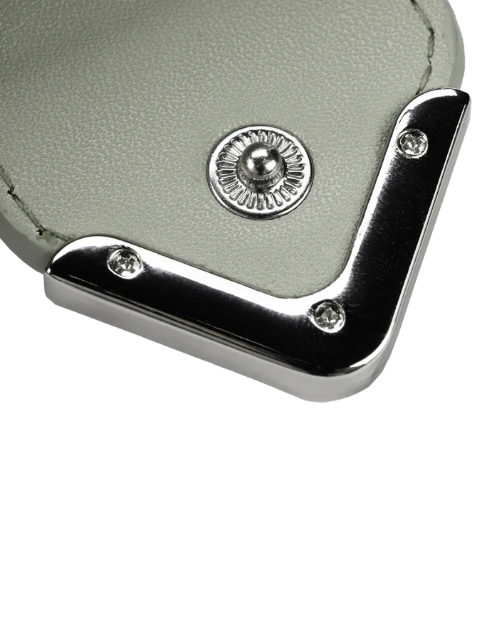 Nava Olive