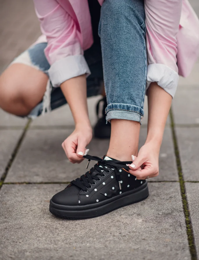 Lucky Dots Black - 39