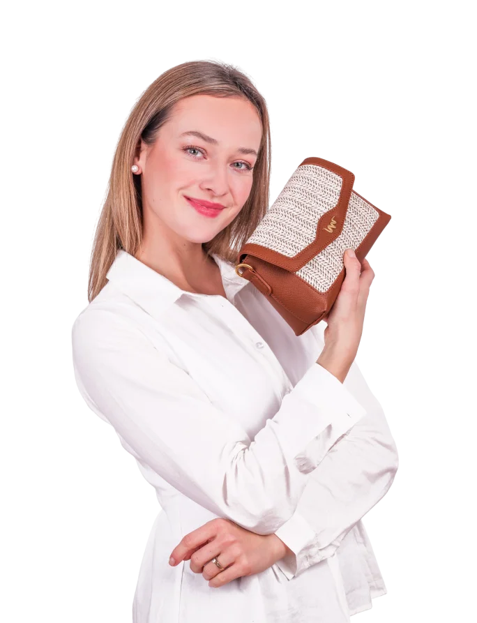 Leyra Riviera Brown