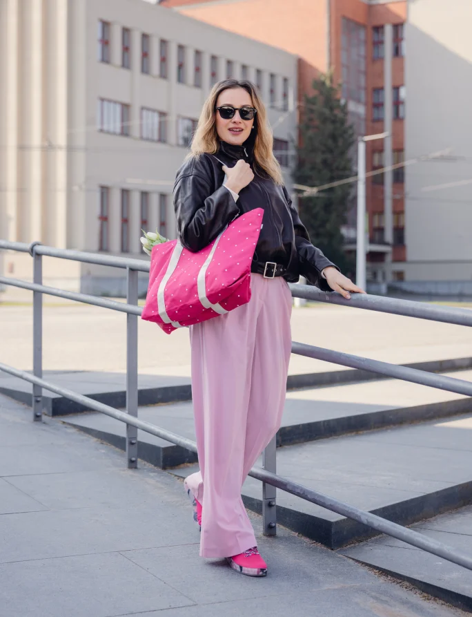 Rizzo Dotty Pink