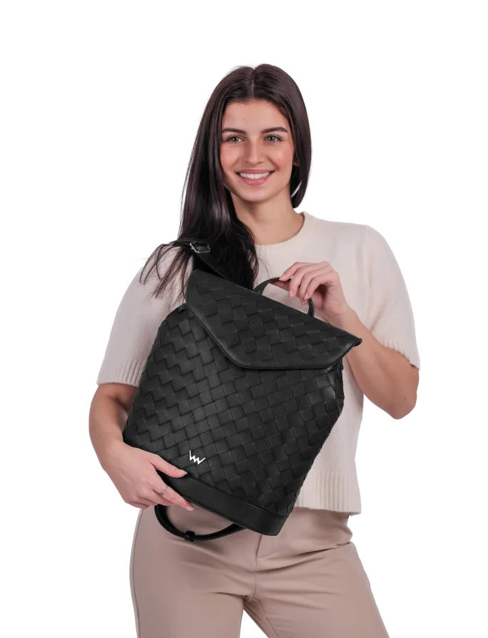 Joanna Intrecciato Black