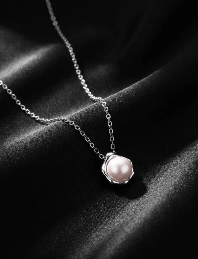 Necklace Aila Silver