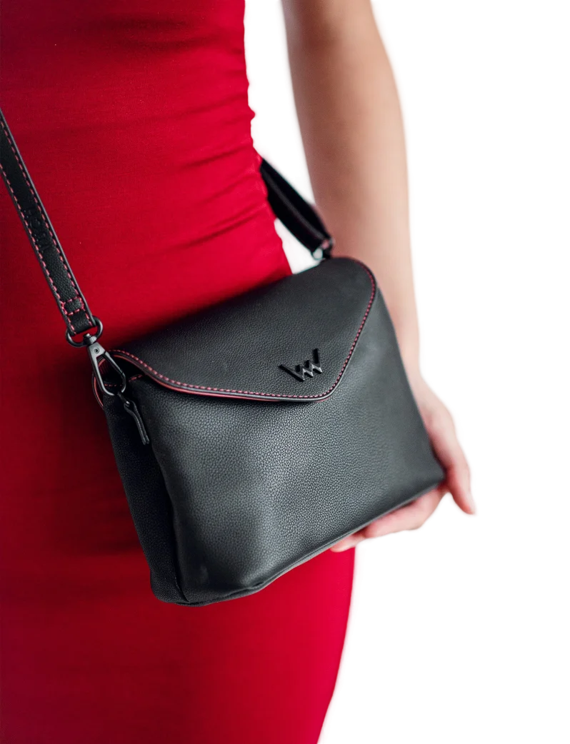 Byrsa Mini Black