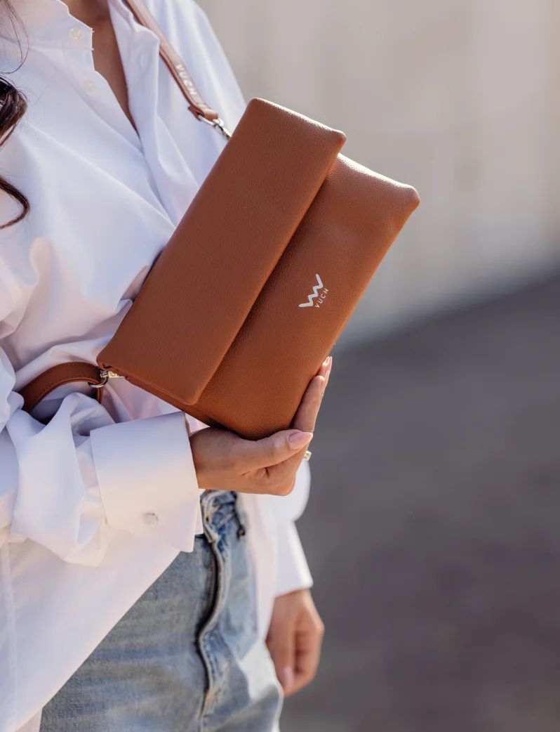 Yella Chic Brown