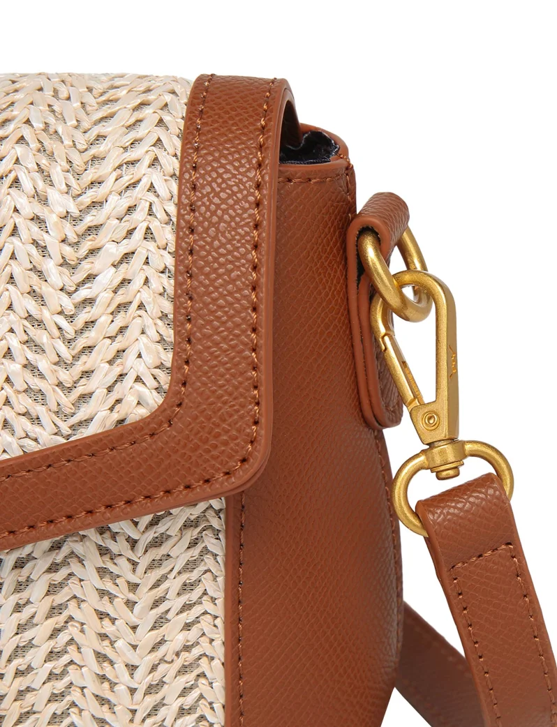 Leyra Riviera Brown
