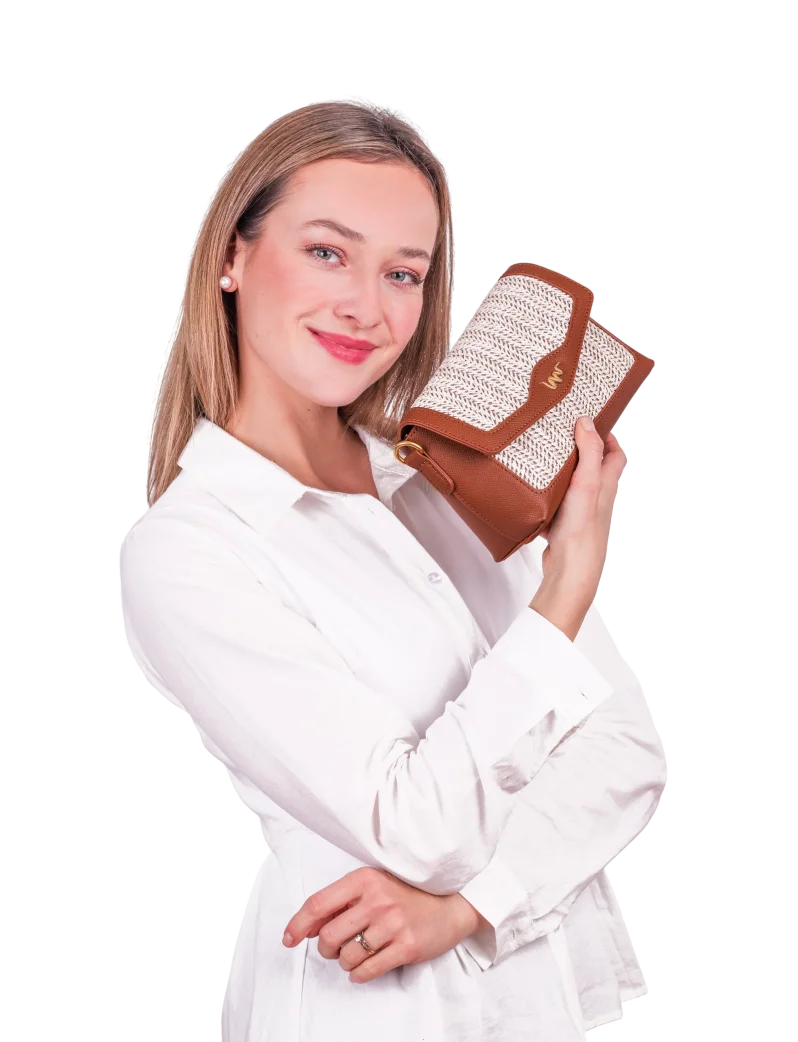 Leyra Riviera Brown